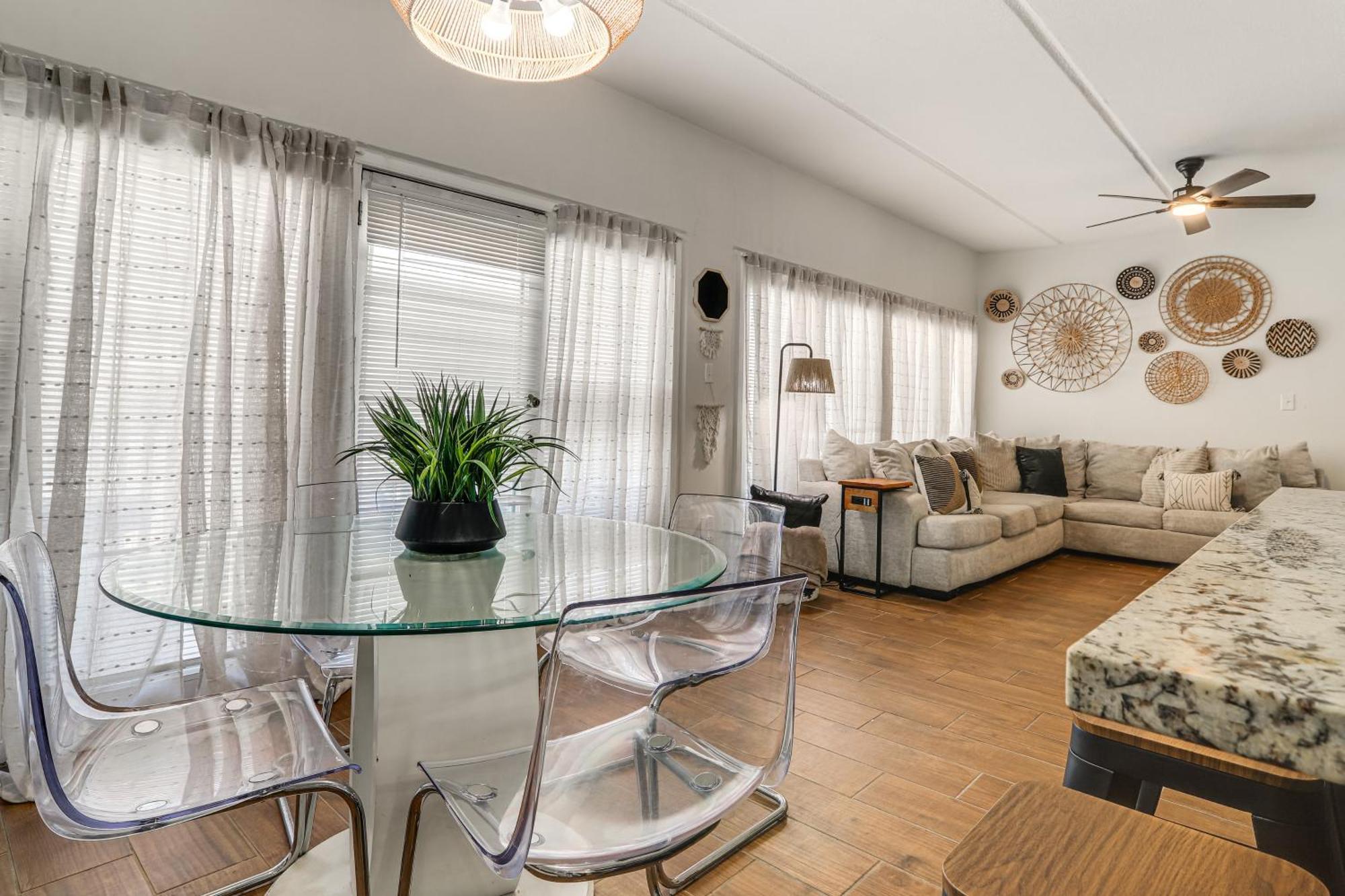 Luxe South Padre Condo With Pool - Walk To Beach! South Padre Island Zewnętrze zdjęcie